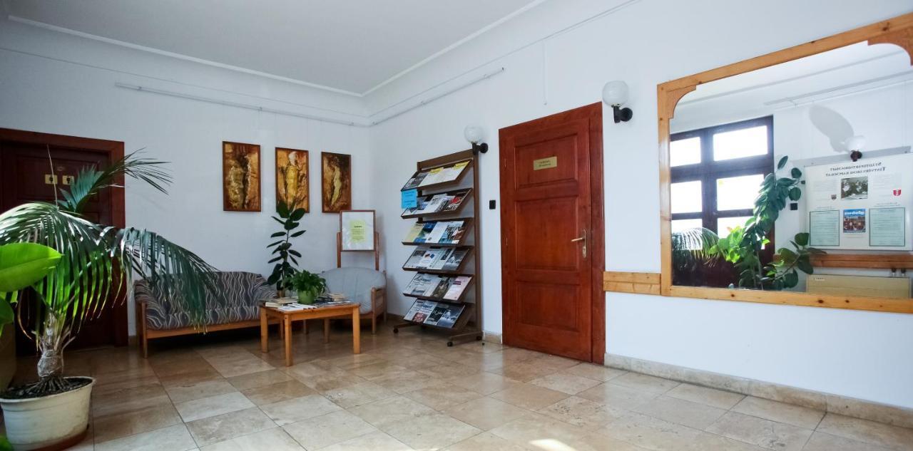 Lenau Haz Bed & Breakfast Beci Exterior foto